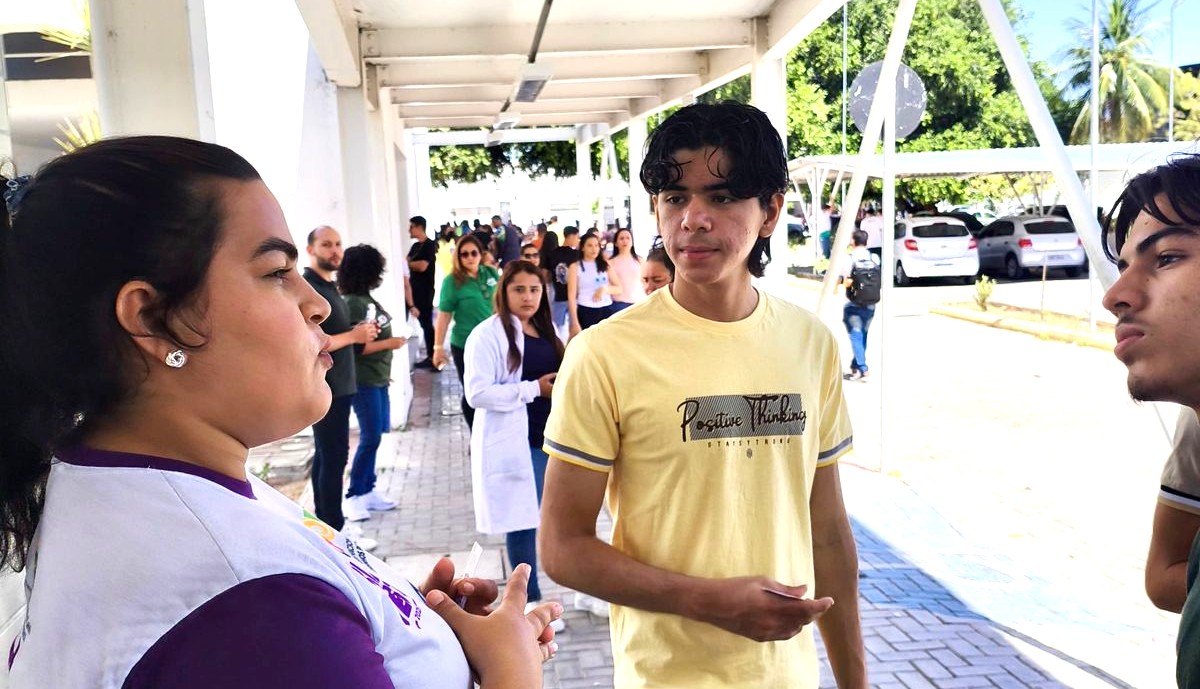 PREVEST URCA Iguatu participa da Feira de Profissões 2025 da CREDE 16