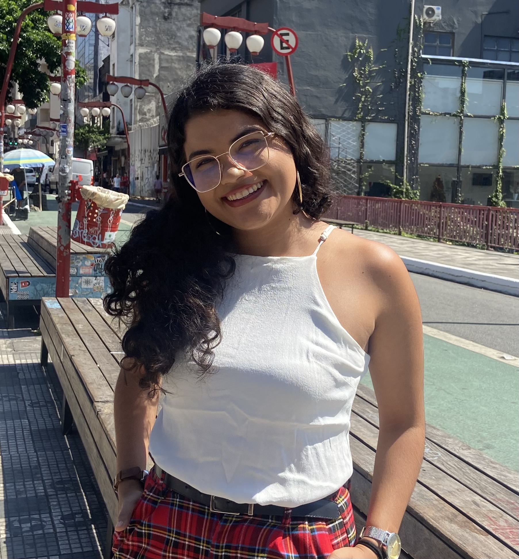 Cratense egressa da URCA é aprovada para carreira diplomática; primeira do Cariri e a mais jovem do Ceará