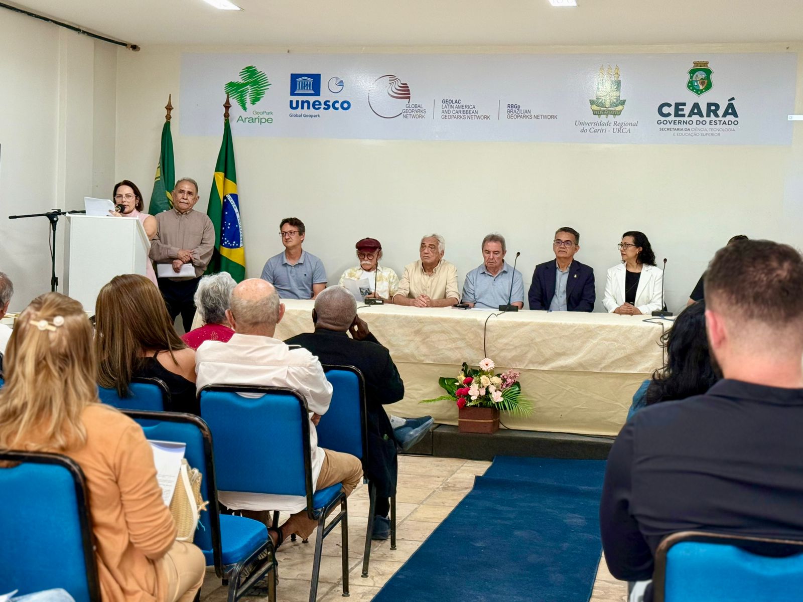 Sindesp Homenageia Personalidades de Destaque da URCA em Solenidade de Honra ao Mérito