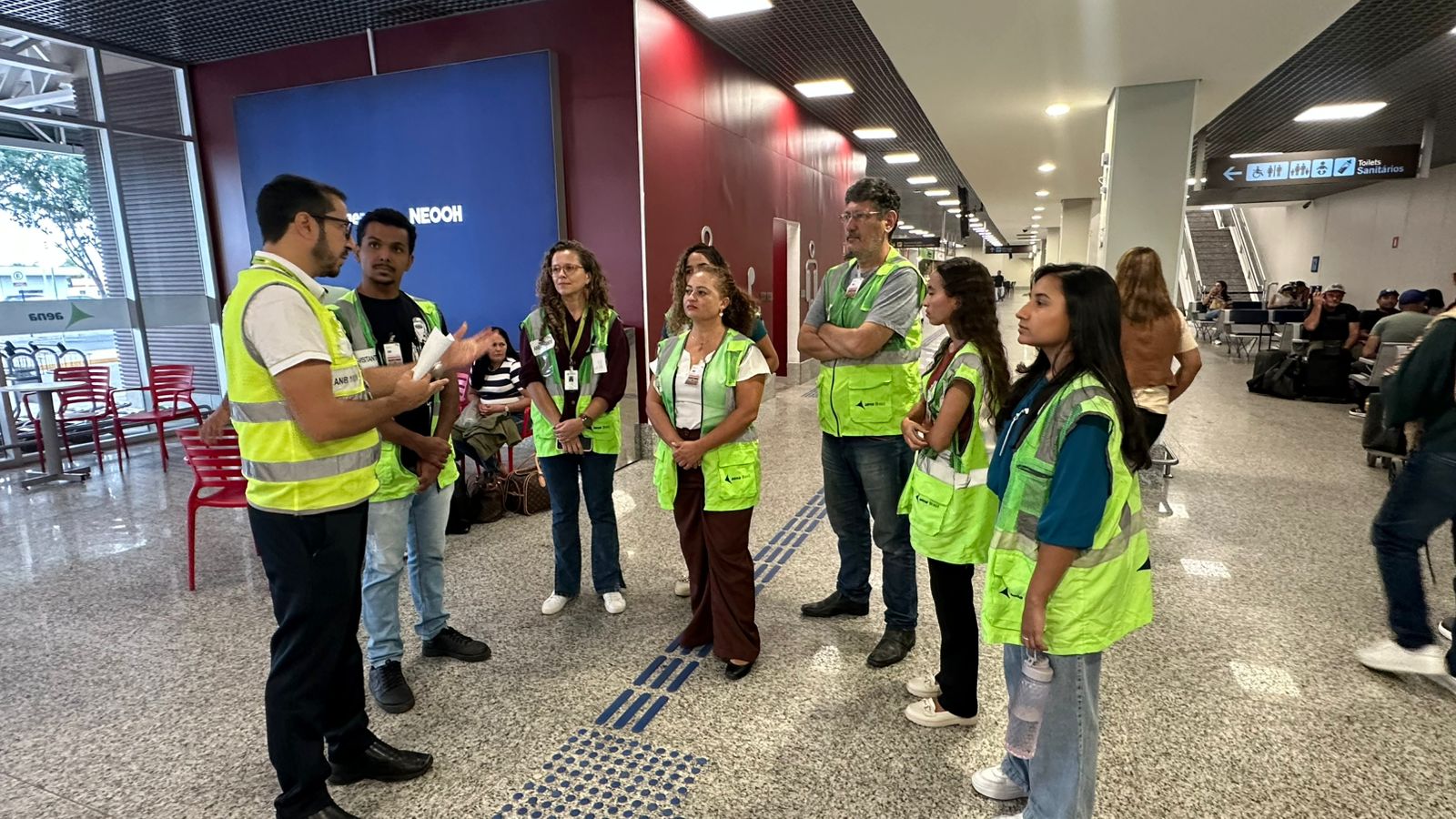 Estudantes de Gestão de Turismo da URCA realizam visita técnica ao Aeroporto